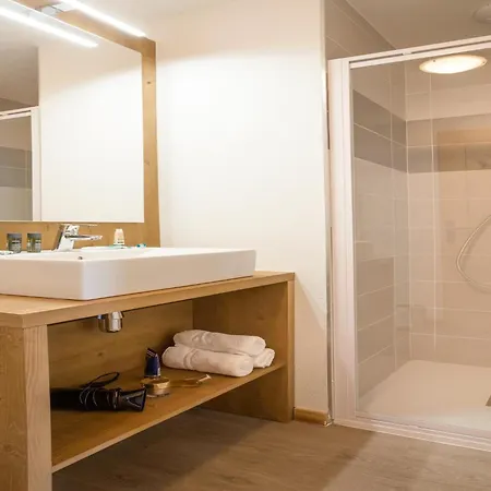 Spacious For 8 Guests, Beaufort Apartment *